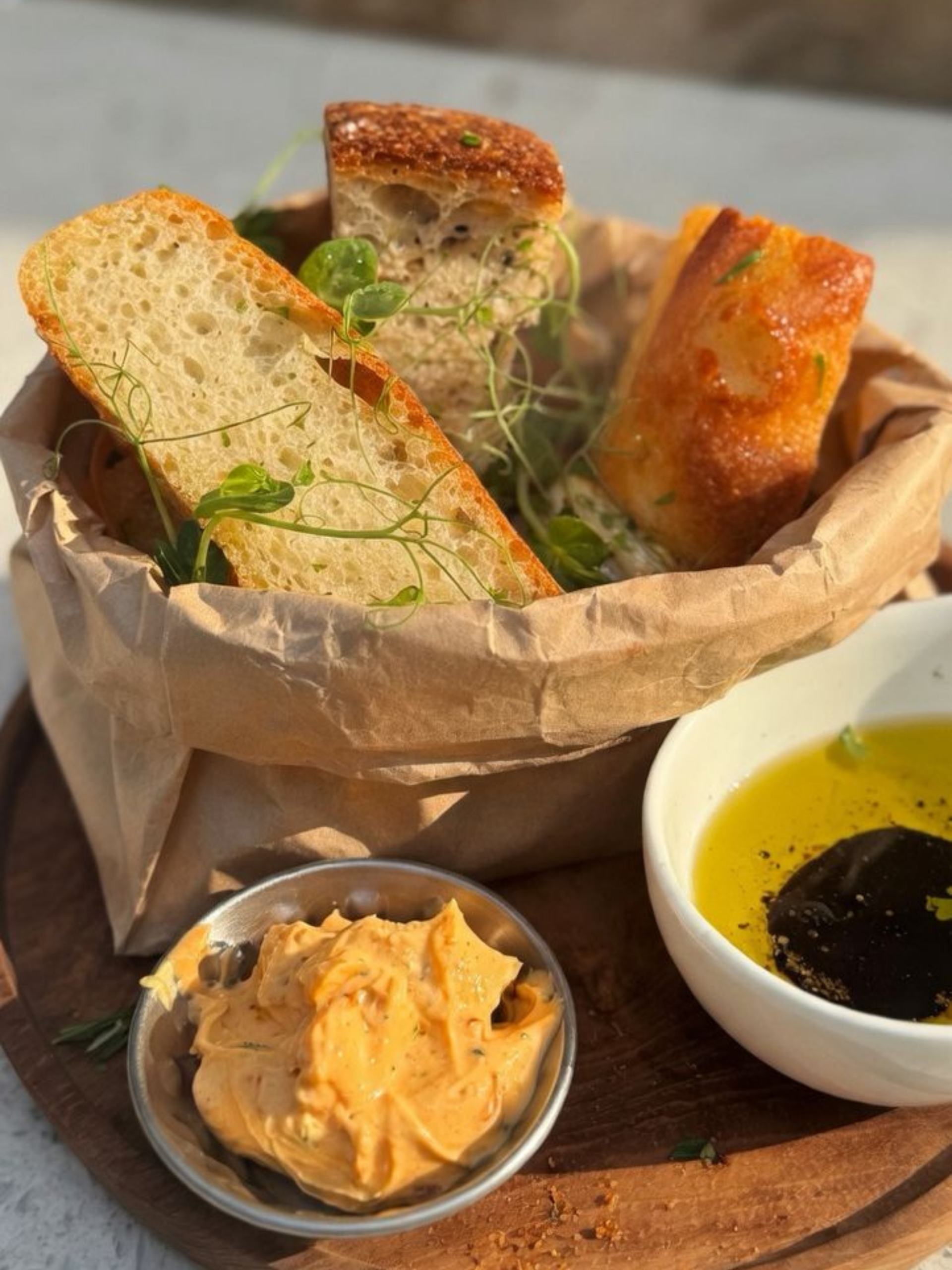 GAVEL SMALL BITES (2)